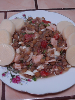 Una foto de Ensalada de lentejas con jamon