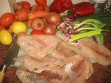 Filetes de anchoas sobre colchón de vegetales