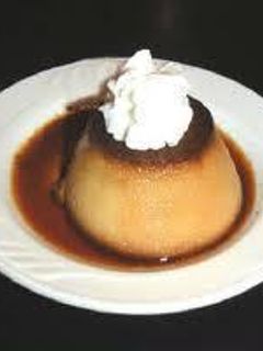 Una foto de Flan simple de vainilla