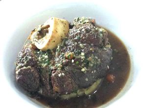 Una foto de Ossobuco sobre Pure de boniato