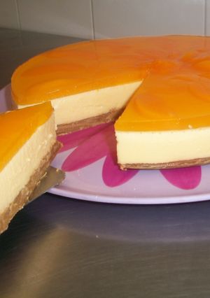 Una foto de Tarta fácil de duraznos