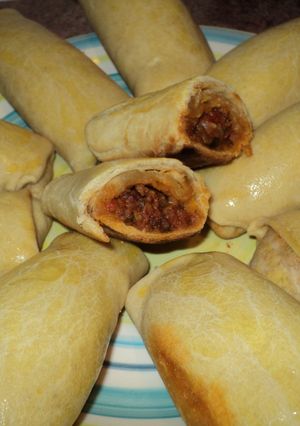 Una foto de Chimichangas de carne horneadas
