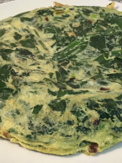 Una foto de Tortilla de espinacas y acelgas
