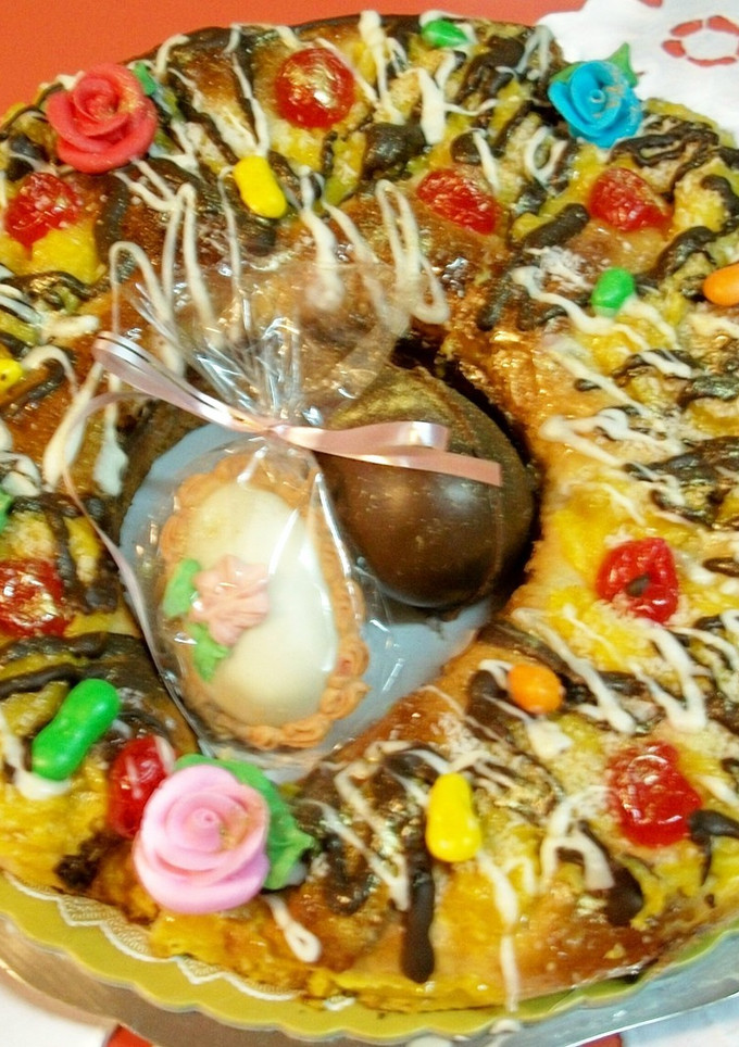 Una foto de Rosca de pascua rellena