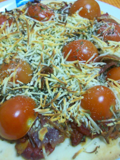 Una foto de Pizza mediterránea