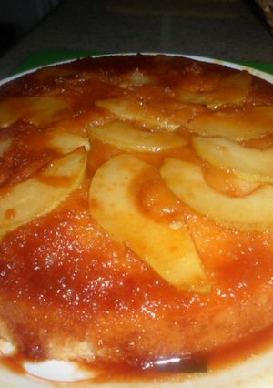 Una foto de Torta húmeda de peras con yogur