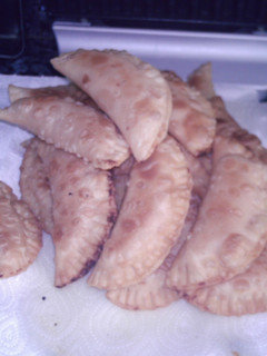 Una foto de Empanada de huevo y atún