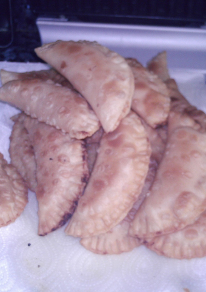 Una foto de Empanada de huevo y atún