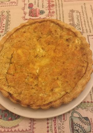 Foto principal de Quiche de cebolla, pollo y queso