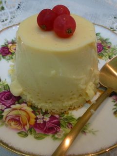 Una foto de Flan de chocolate blanco, para diabéticos
