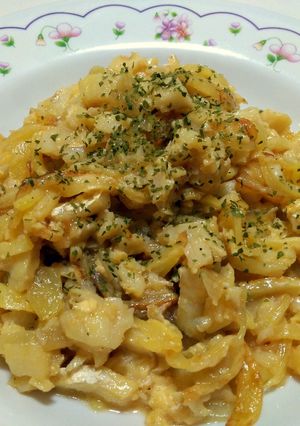 Una foto de Bacalao con huevo y patata