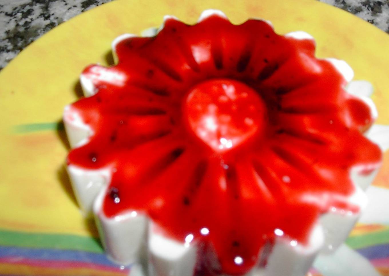 Flor de queso con frutas del bosque