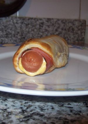 Una foto de Salchichas envueltas en tapas de empanadas