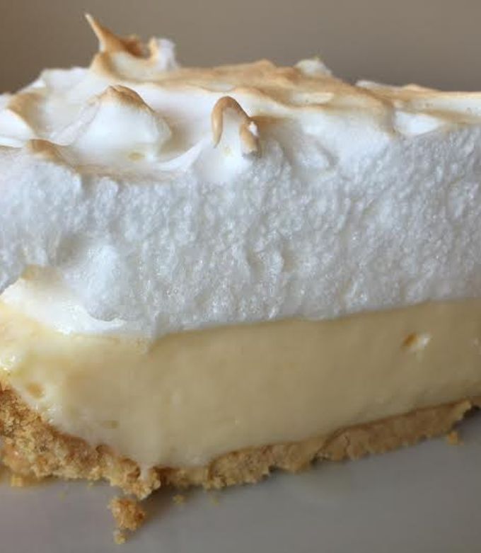 Una foto de Pie de limón con galletas maría