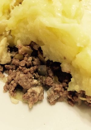 Una foto de Pastel de carne con puré de patata y boniato