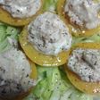 Melocotones rellenos de atún