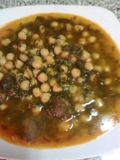 Una foto de Garbanzos con espinacas