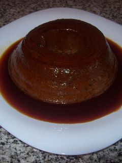 Una foto de Flan cremoso de chocolate