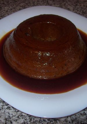 Una foto de Flan cremoso de chocolate