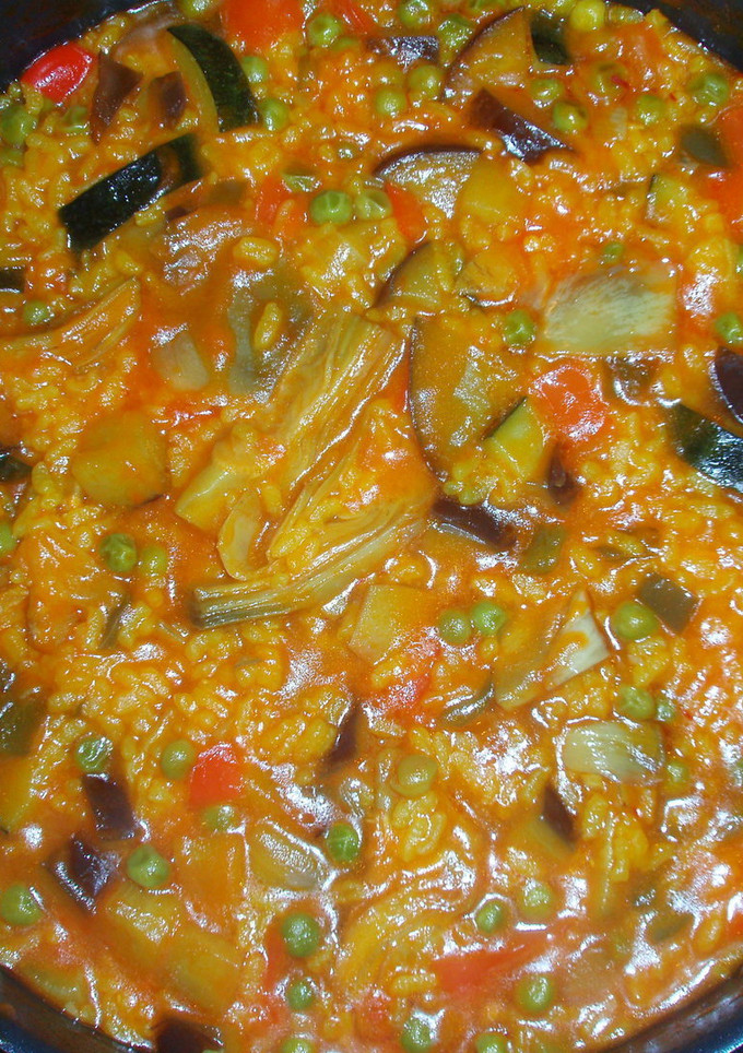 Una foto de Paella vegetariana