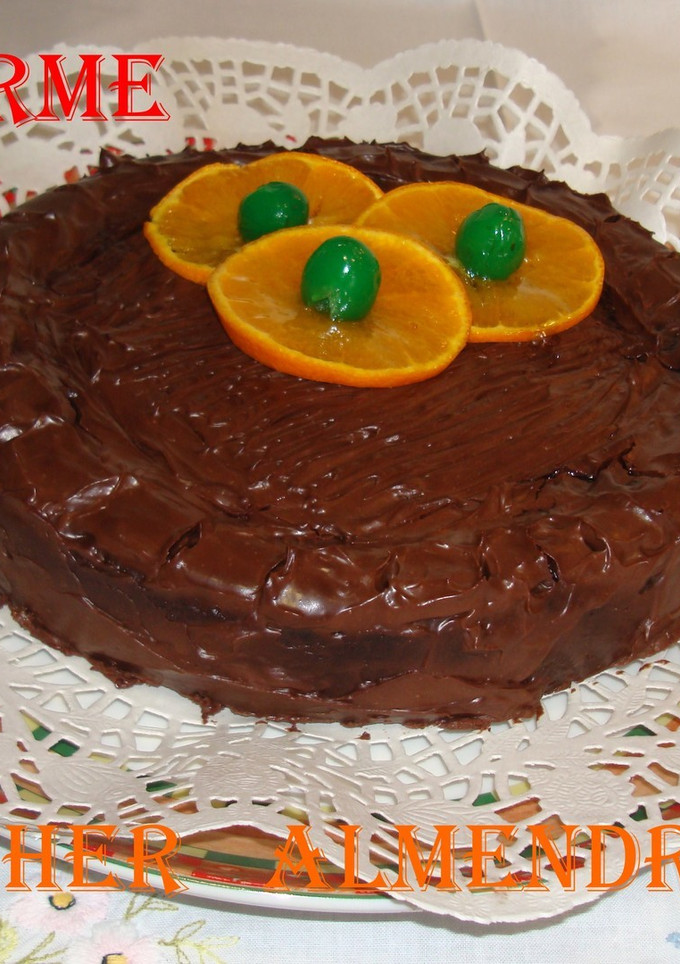 Una foto de Sacher almendrado
