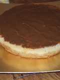 Pay de queso con cajeta o dulce de leche