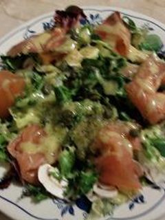 Foto principal de Ensalada con salmón ahumado (Key)