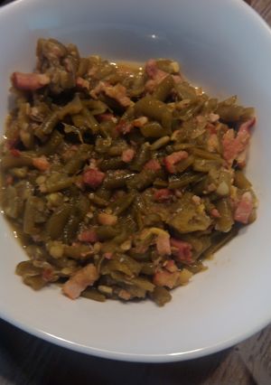 Una foto de Judias con bacon