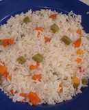 Arroz blanco con un toque de color