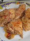 Pollo enharinado con tomate