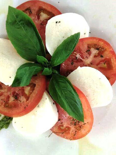 Una foto de Ensalada Caprese