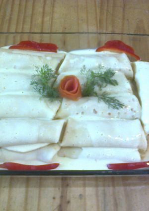 Una foto de Crepes rellenos de frutos del mar