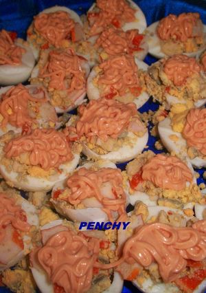Una foto de Huevos duros rellenos de surimi