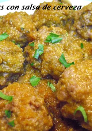 Una foto de Albóndigas en salsa de cerveza