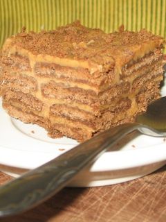 Una foto de Torta chocolinas con dulce de leche