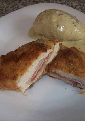 Una foto de Pechugas de pollo con queso azul
