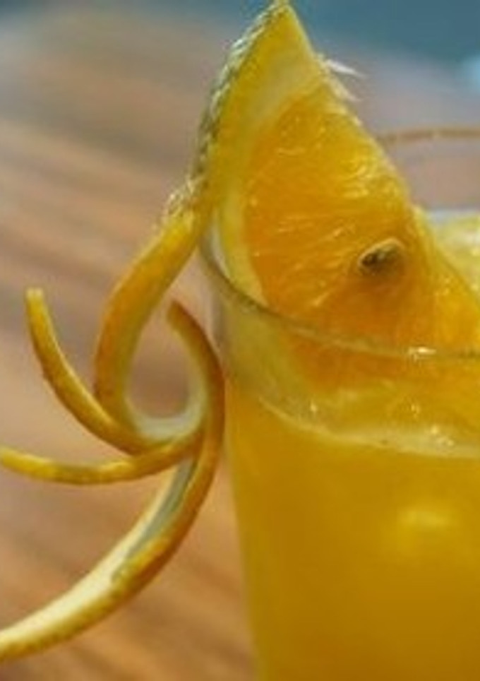 Una foto de Agua de Valencia