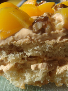 Una foto de Postre de vainillas y duraznos