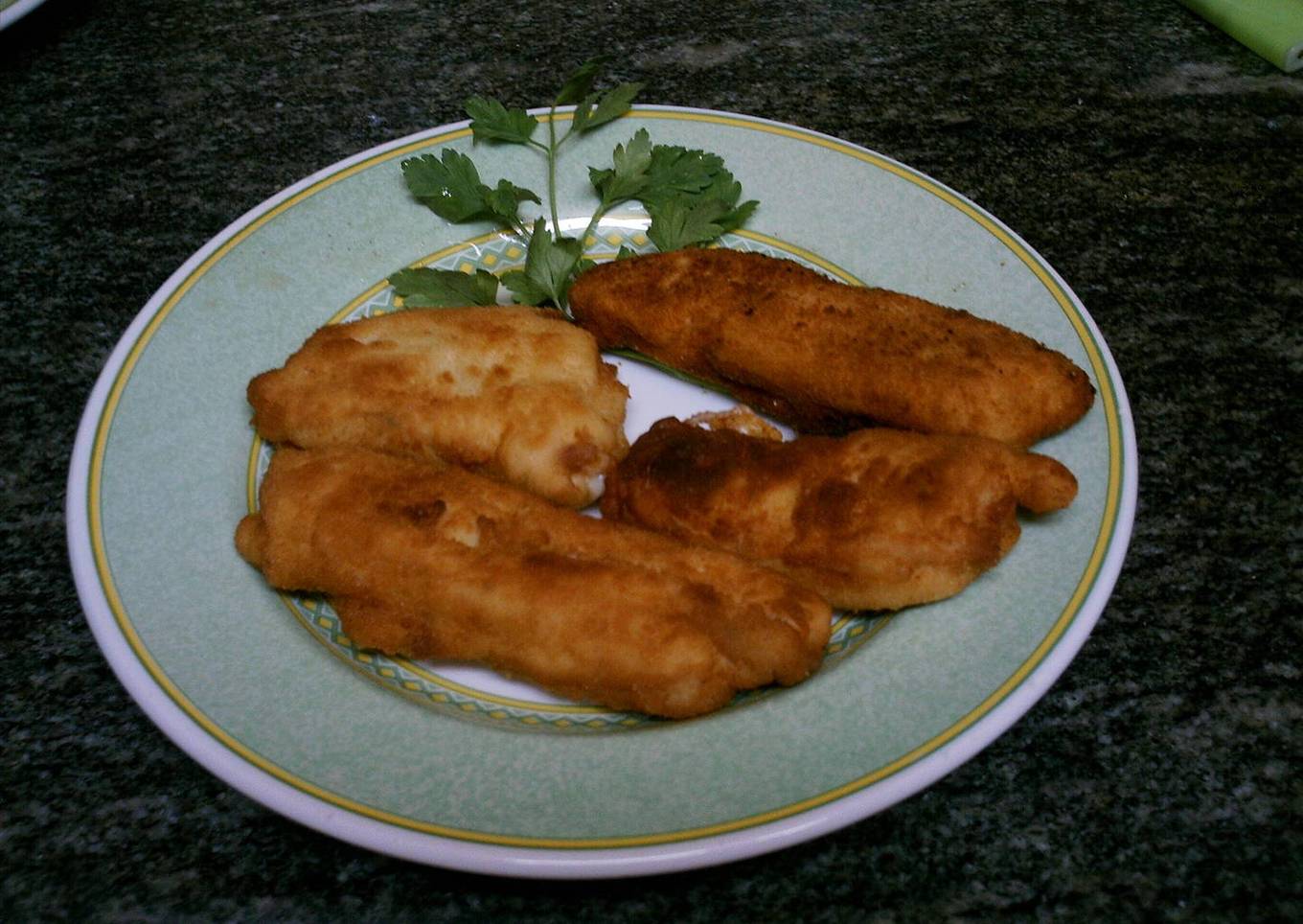 Rebozados de pechuga con jamón y queso<br />