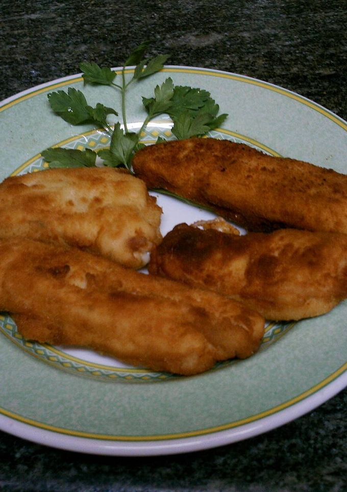 Una foto de Rebozados de pechuga con jamón y queso