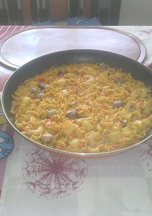 Una foto de Fideua