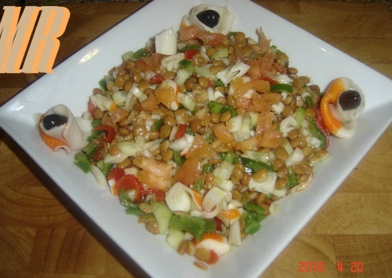 Ensalada de lentejas con palitos de cangrejo<br />