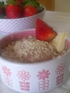 Una foto de Mug Cake de fresa