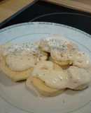 Huevas de merluza con salsa de yogur