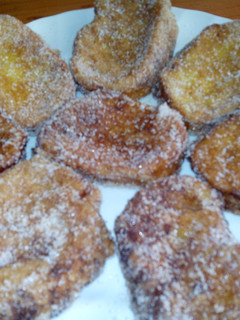 Una foto de Torrijas de naranjas rellenas de flan