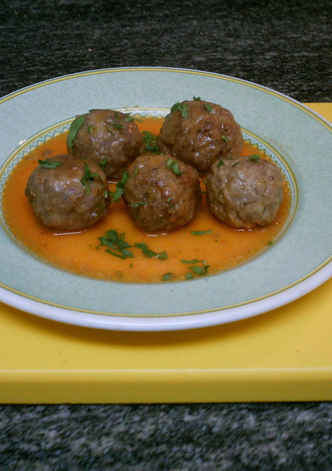 Una foto de Albóndigas con salsa de la tía Mariam