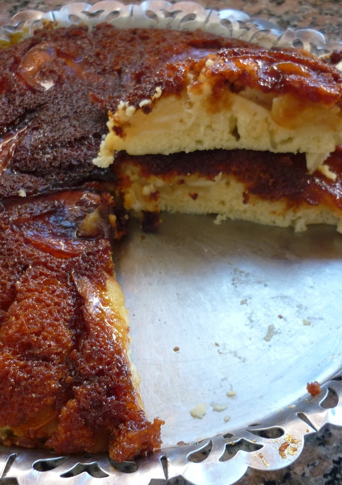 Una foto de Tarta invertida de manzanas con caramelo