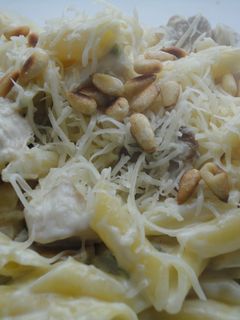 Una foto de Macarrones con pavo y roquefort