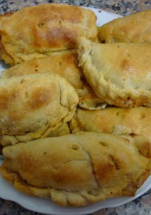 Una foto de Empanadas argentinas de carne al horno