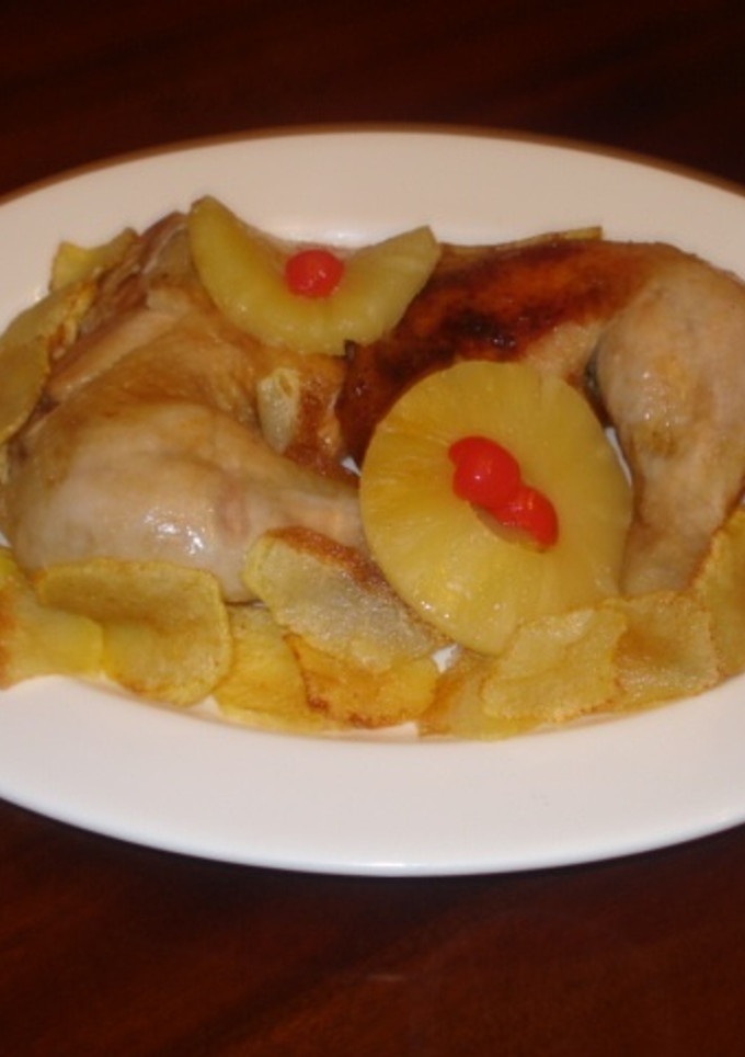 Una foto de Pollo al ananá